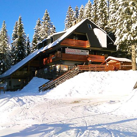 Accommodation And Restaurant Tia Cerklje na Gorenjskem Bagian luar foto