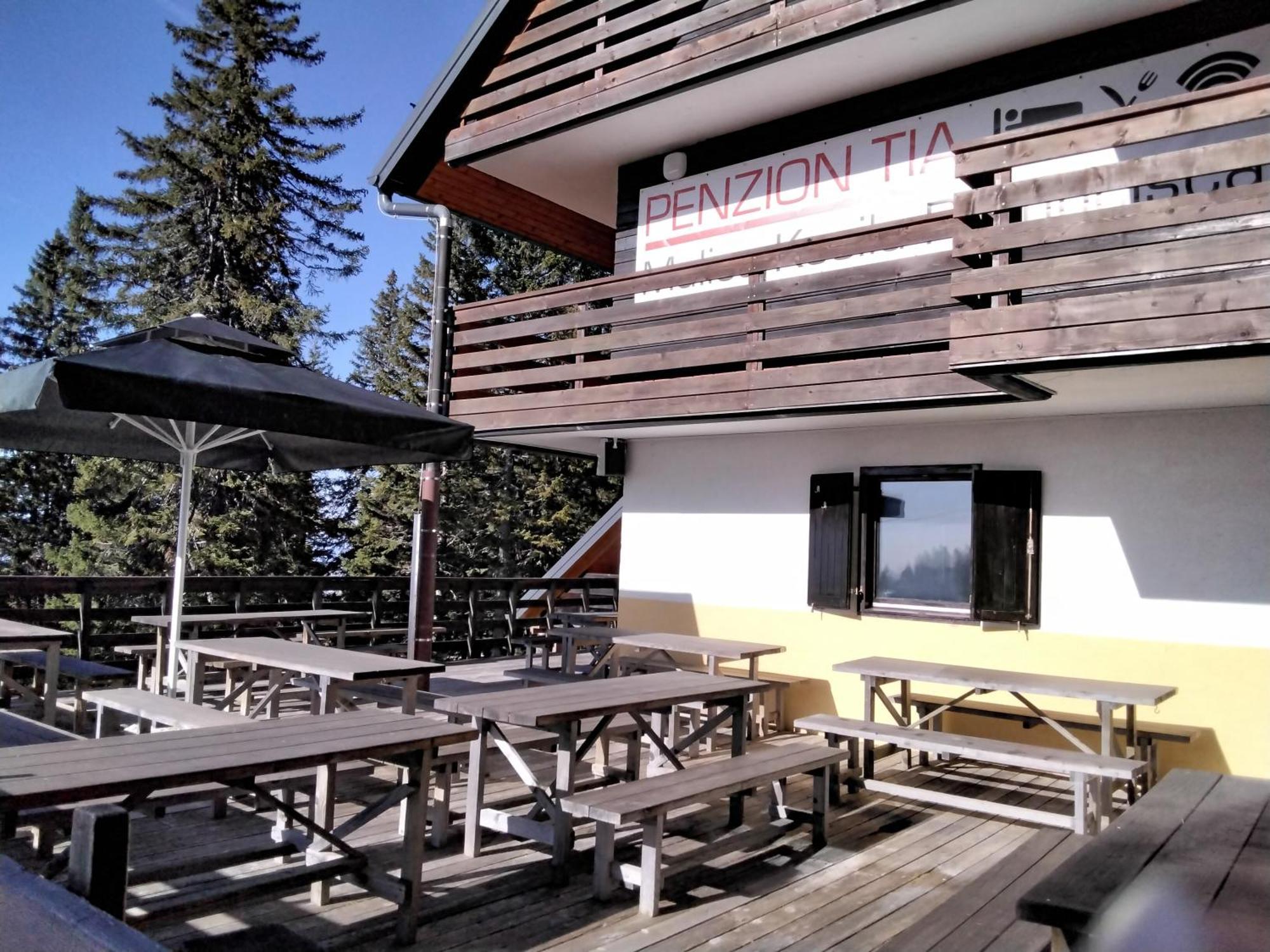 Accommodation And Restaurant Tia Cerklje na Gorenjskem Bagian luar foto
